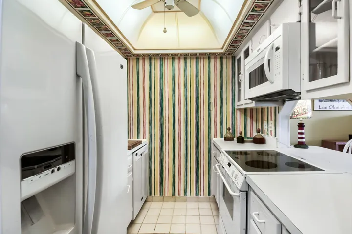 7-web-or-mls-3212 SE 8th St - Print Qual