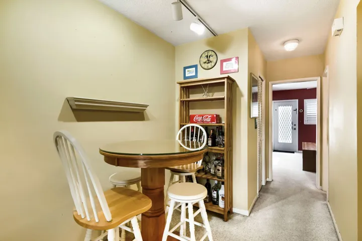 6-web-or-mls-3212 SE 8th St - Print Qual