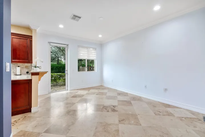 21429 Nw 13th Ct u515_027
