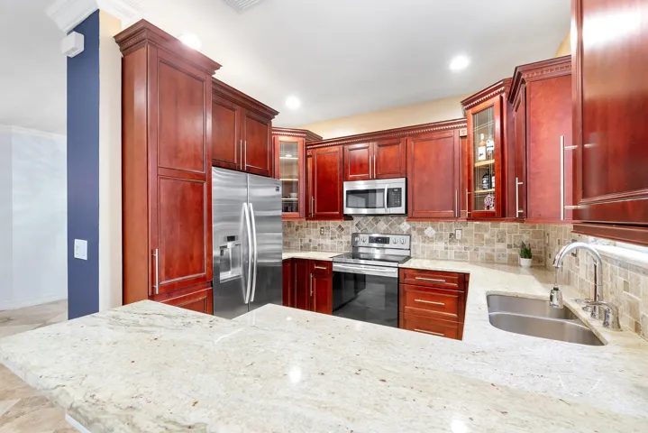 21429 Nw 13th Ct u515_034