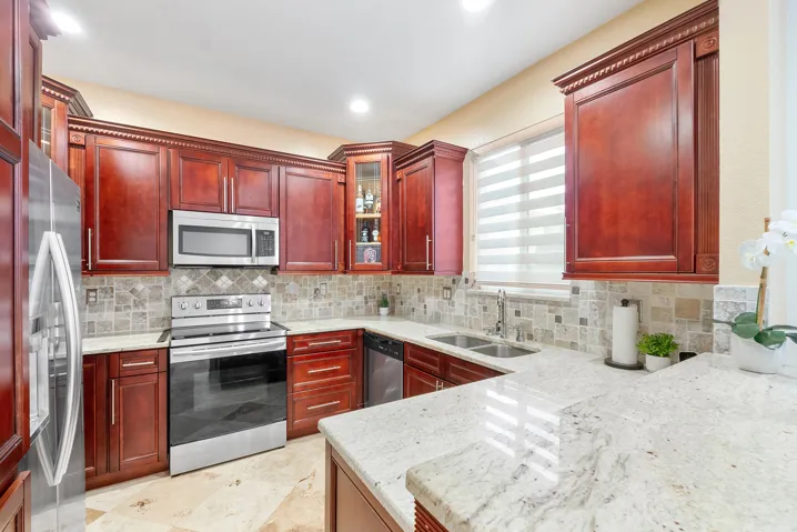 21429 Nw 13th Ct u515_036