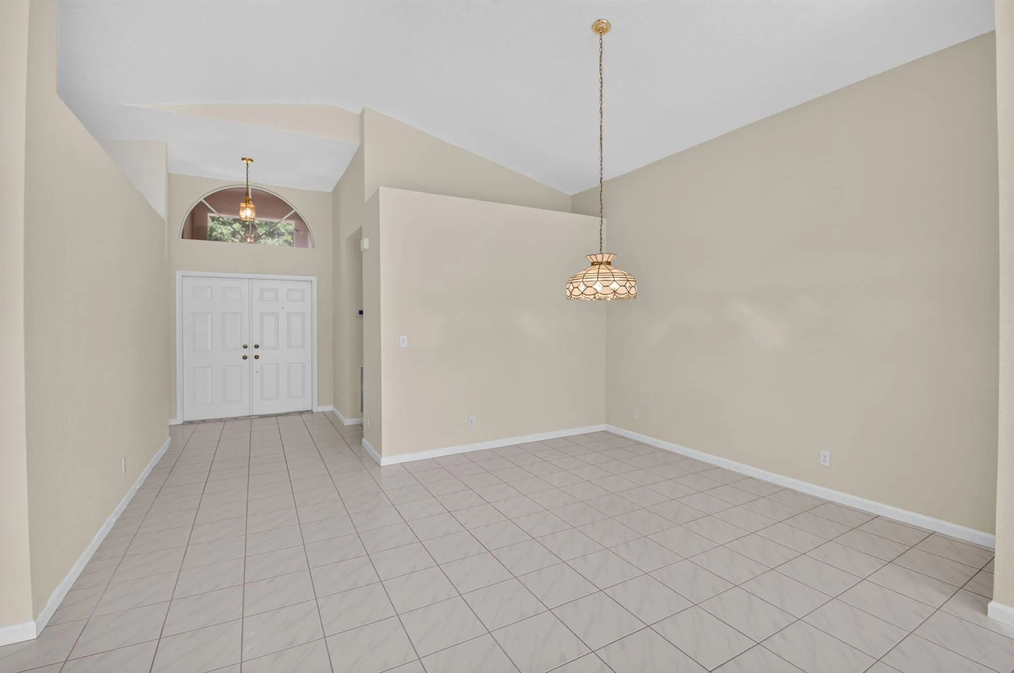 Entryway & Formal Dining