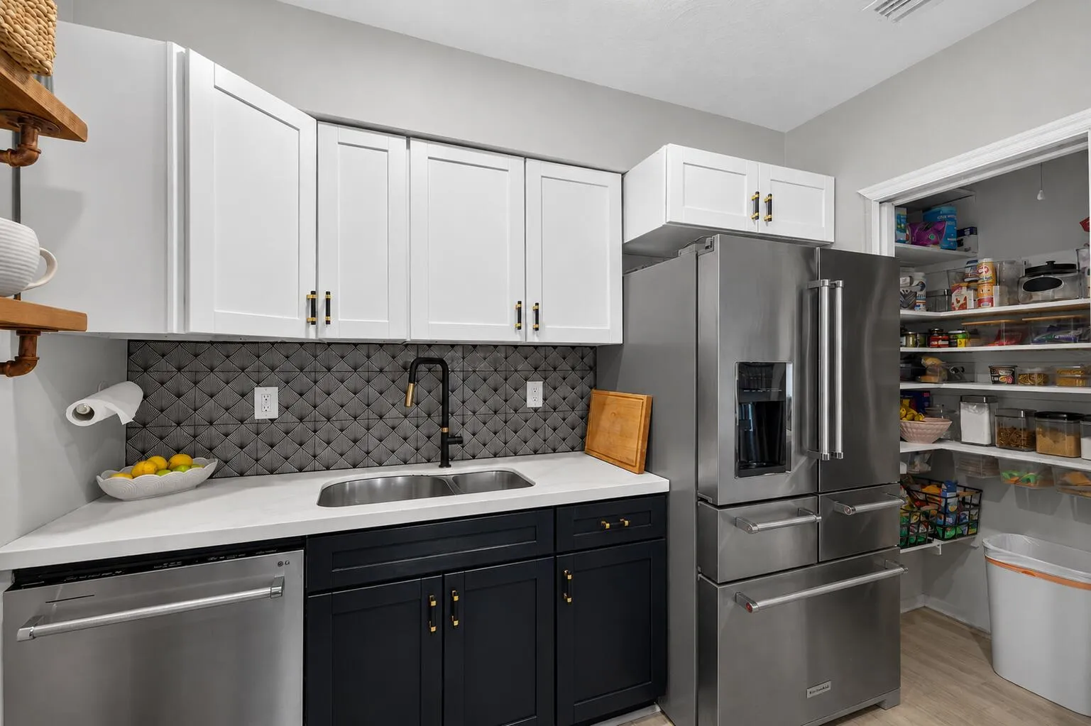 Kitchen 3