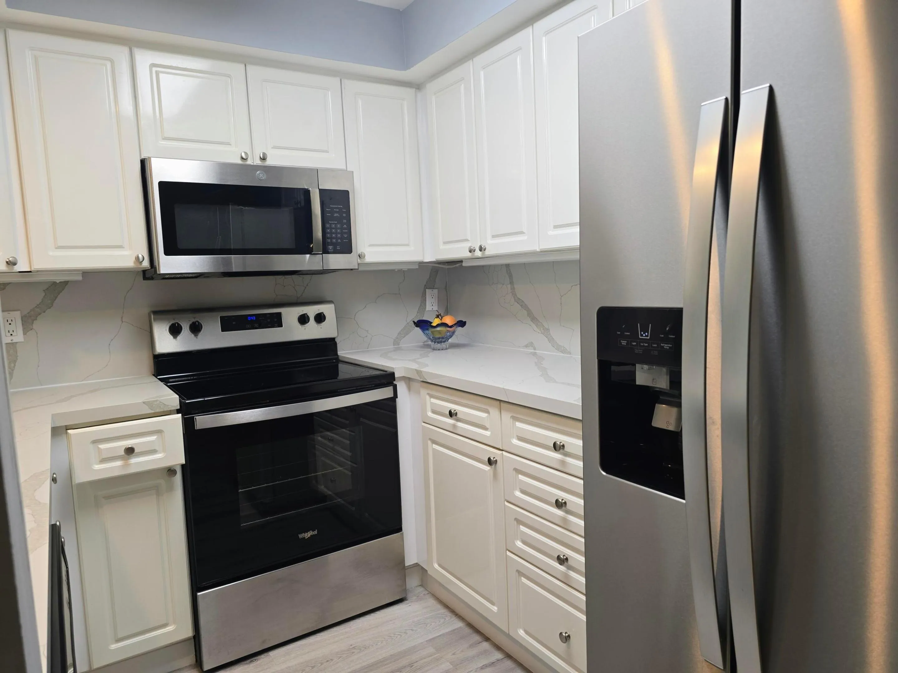 Ample storage and SS appliances