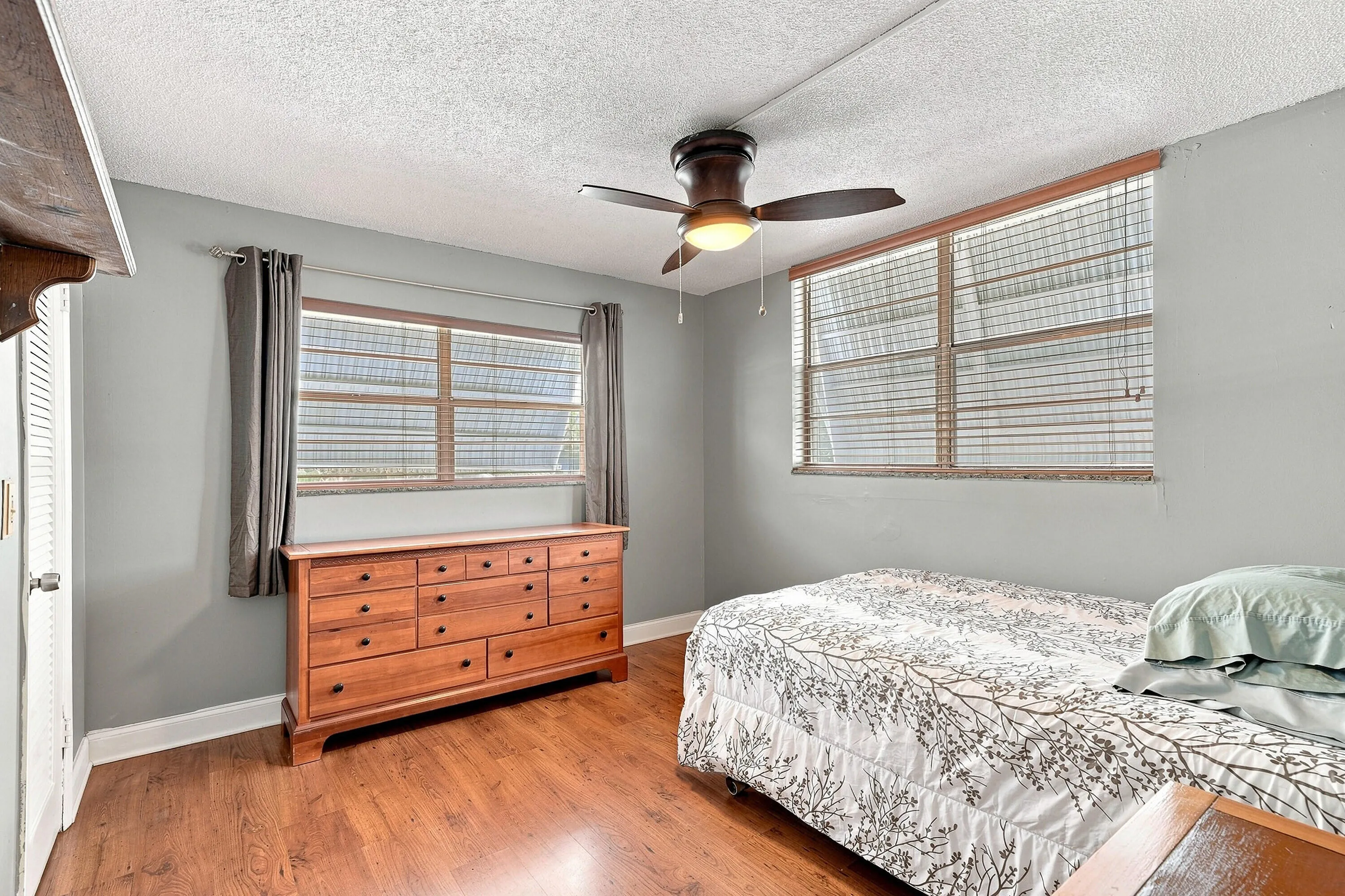 15_bedroom