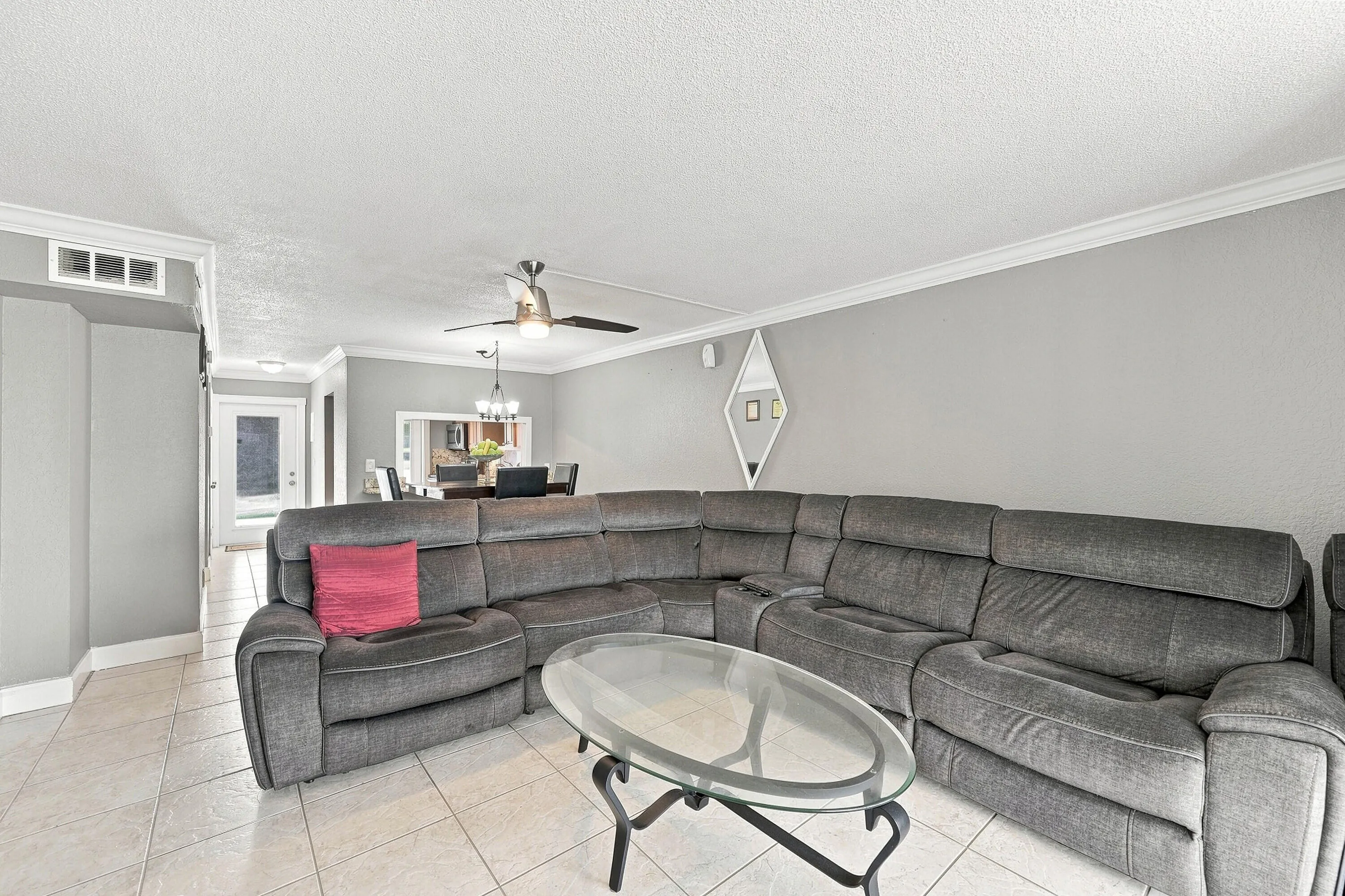 14_living room