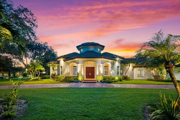 FRONT OF SUBJECT PROPERTY