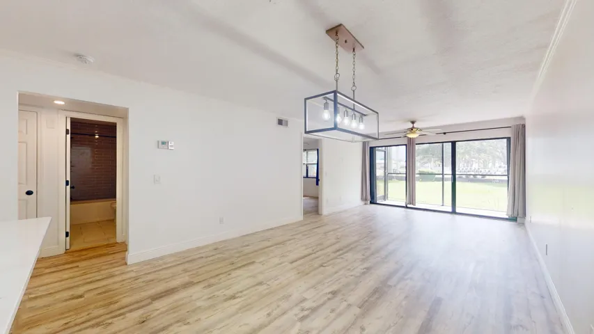 Living & dining room