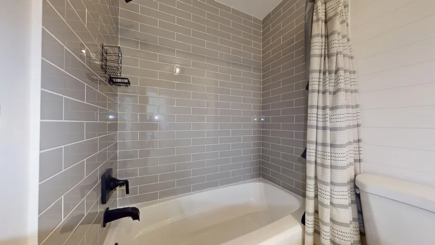 2nd bathroom