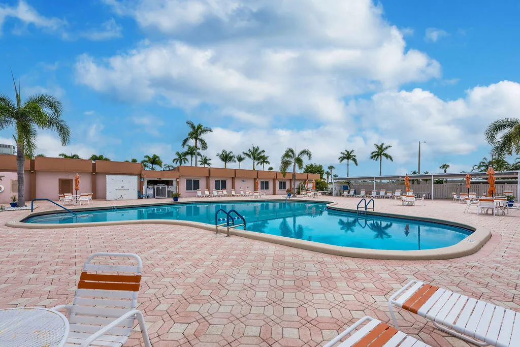 2523DudleyDr.BWPB-29