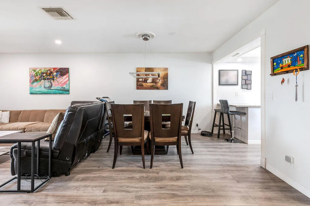 2523DudleyDr.BWPB-5