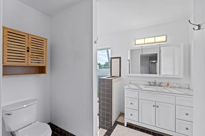 31-web-or-mls-A7404188