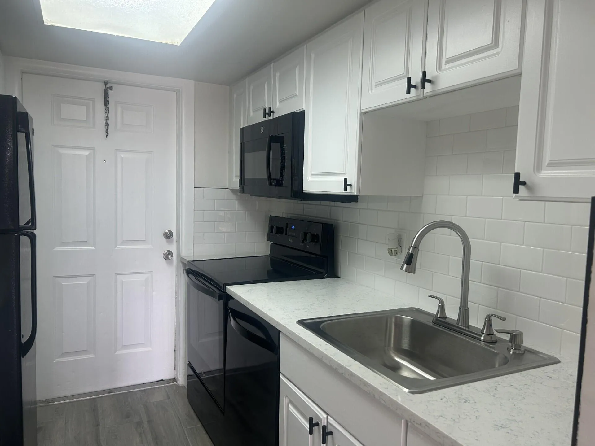 Black and white kitchen