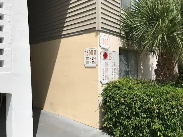 Building entrance