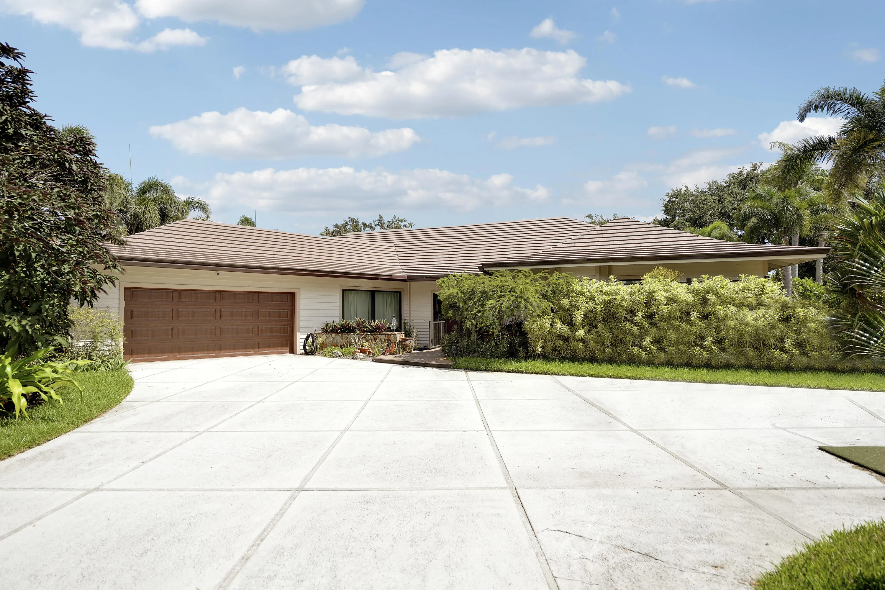Large stamped concrete driveway capable of holding 4-6 vehicles