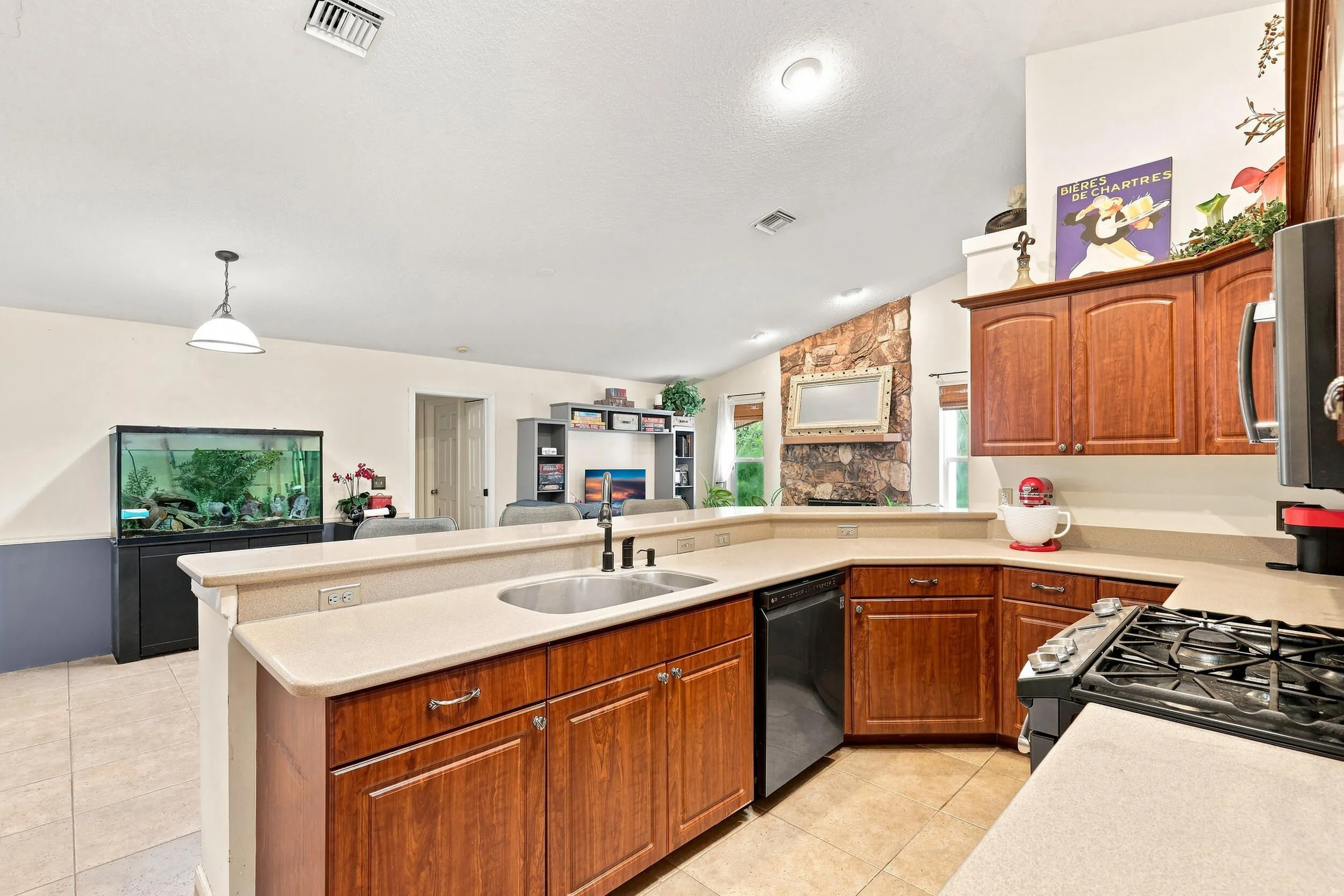 Property photo 25