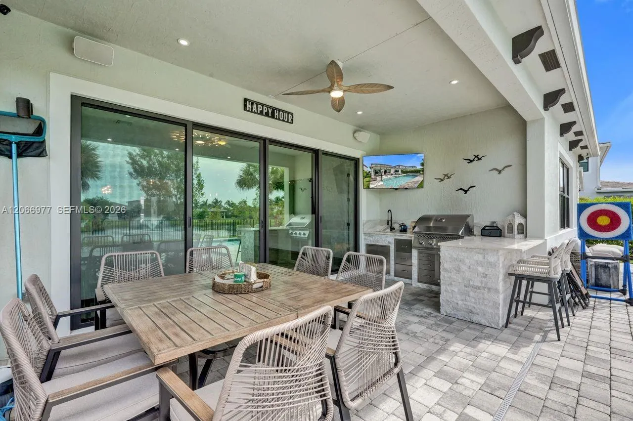 Property photo 61