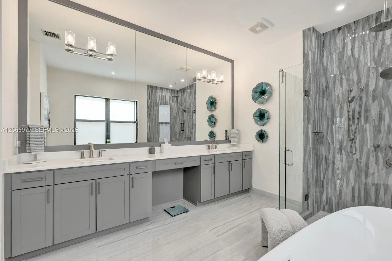 Property photo 57