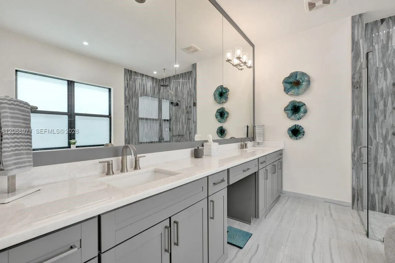 Property photo 55