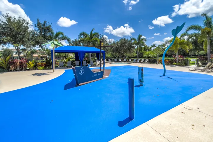 077-8421CalabriaLakesDrive-BoyntonBeach-