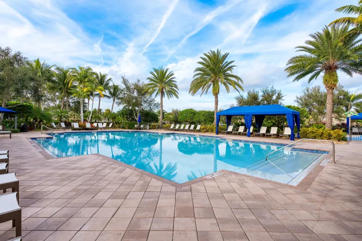068-8421CalabriaLakesDrive-BoyntonBeach-