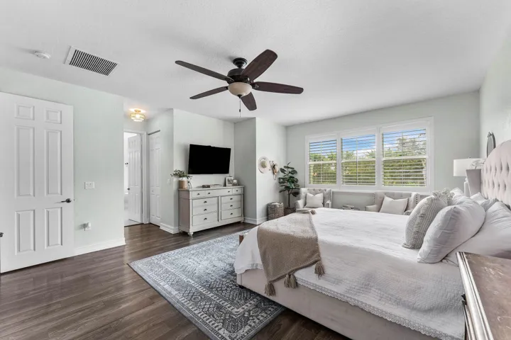 028-8421CalabriaLakesDrive-BoyntonBeach-