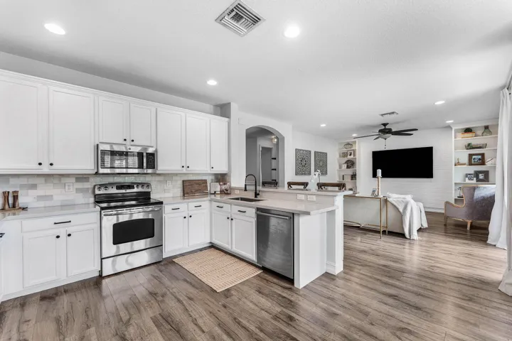 014-8421CalabriaLakesDrive-BoyntonBeach-