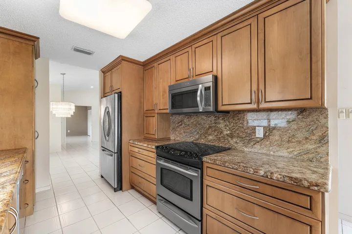 011-10991HighlandCircle-BocaRaton-FL-334