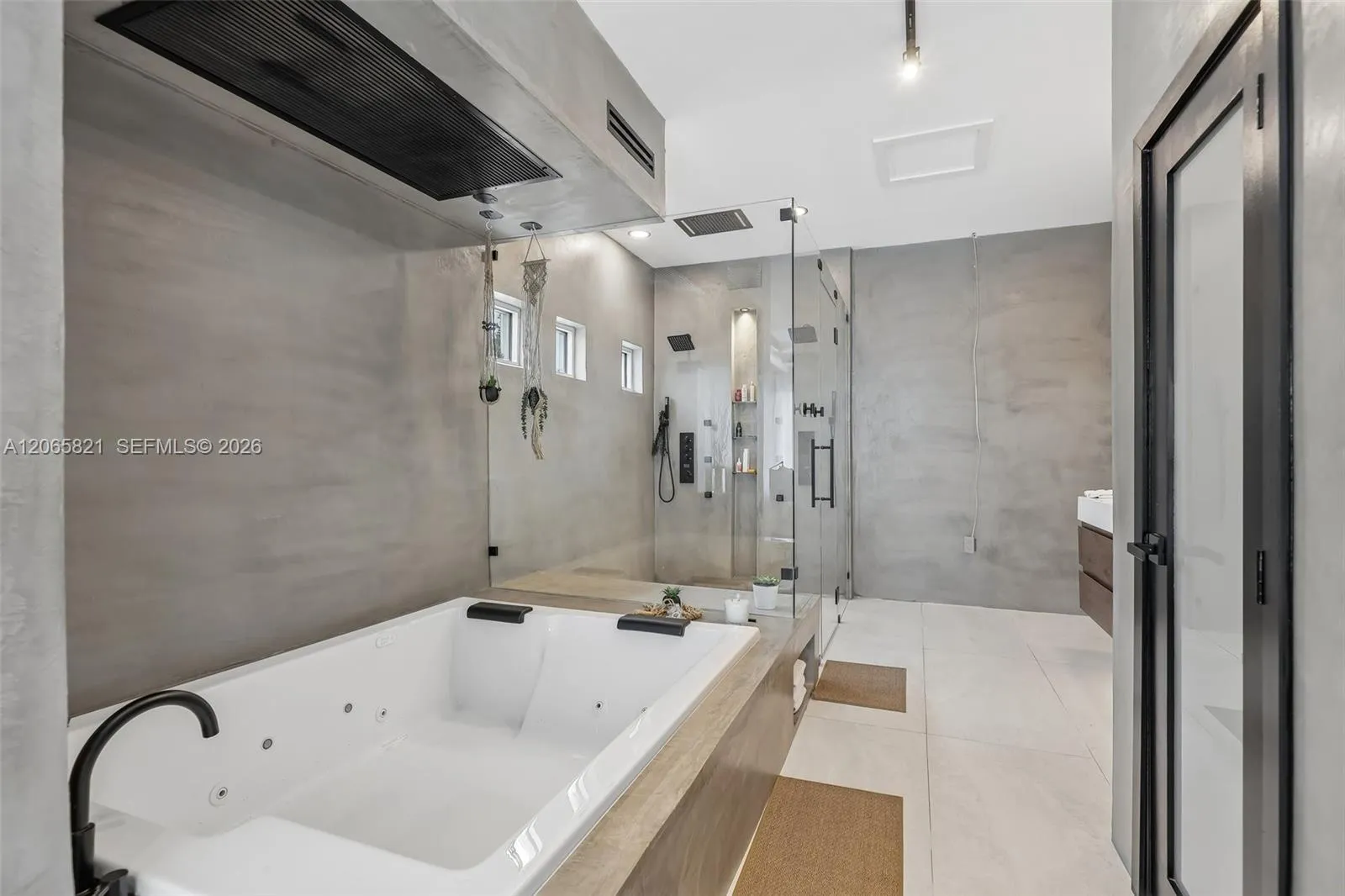 Property photo 50