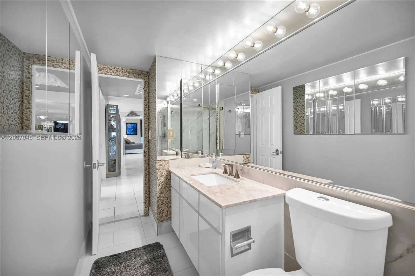 2nd Bathroom