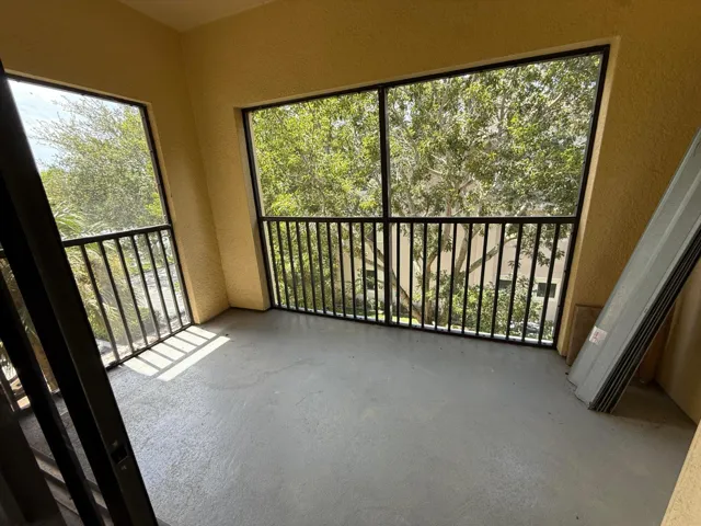 Screened Patio