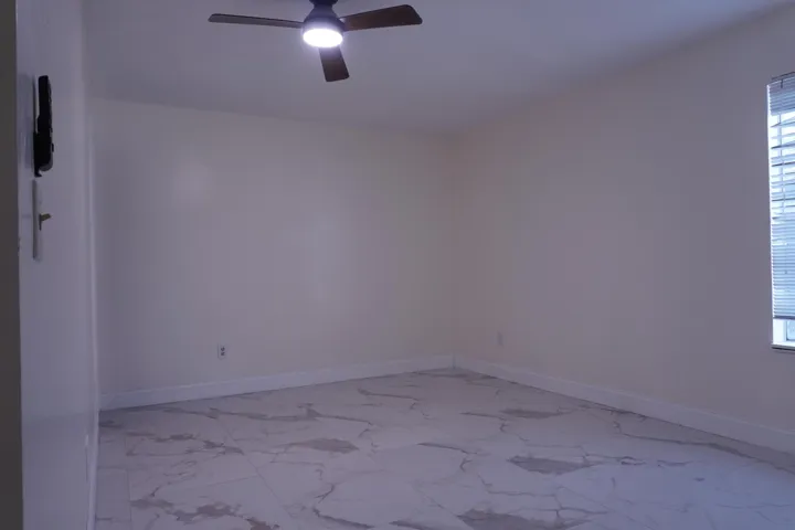 DSC00076