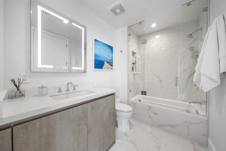 025-475EastRoyalPalmRoad-306-BocaRaton-F