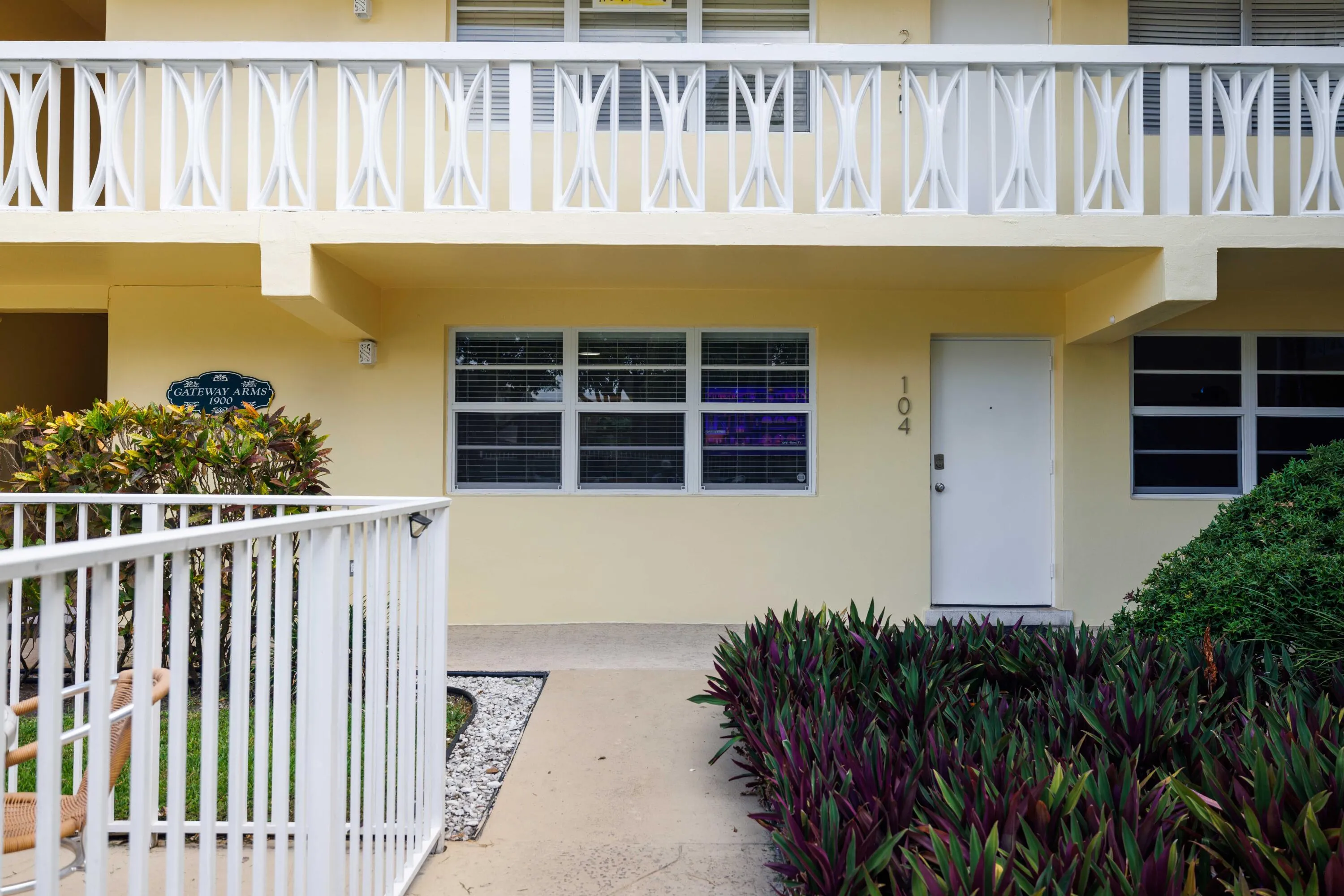 1900 ne 8th ct, #104, Fort Lauderdale fl