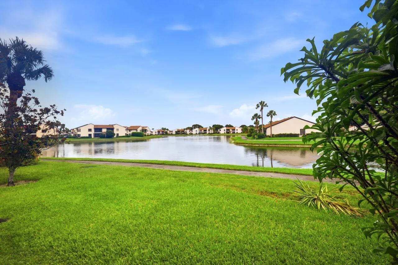 033_F8_8705_Boca_Glades_