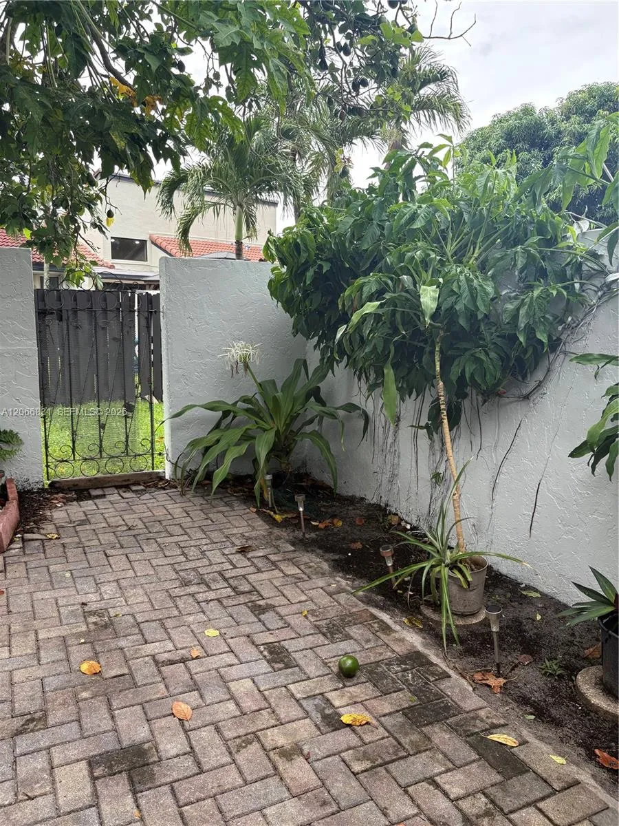 Property photo 38