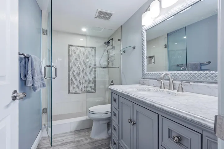 Primary Bathroom - MLS Photos - 1105