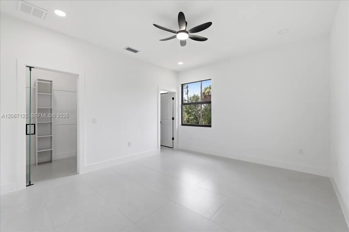 Property photo 54