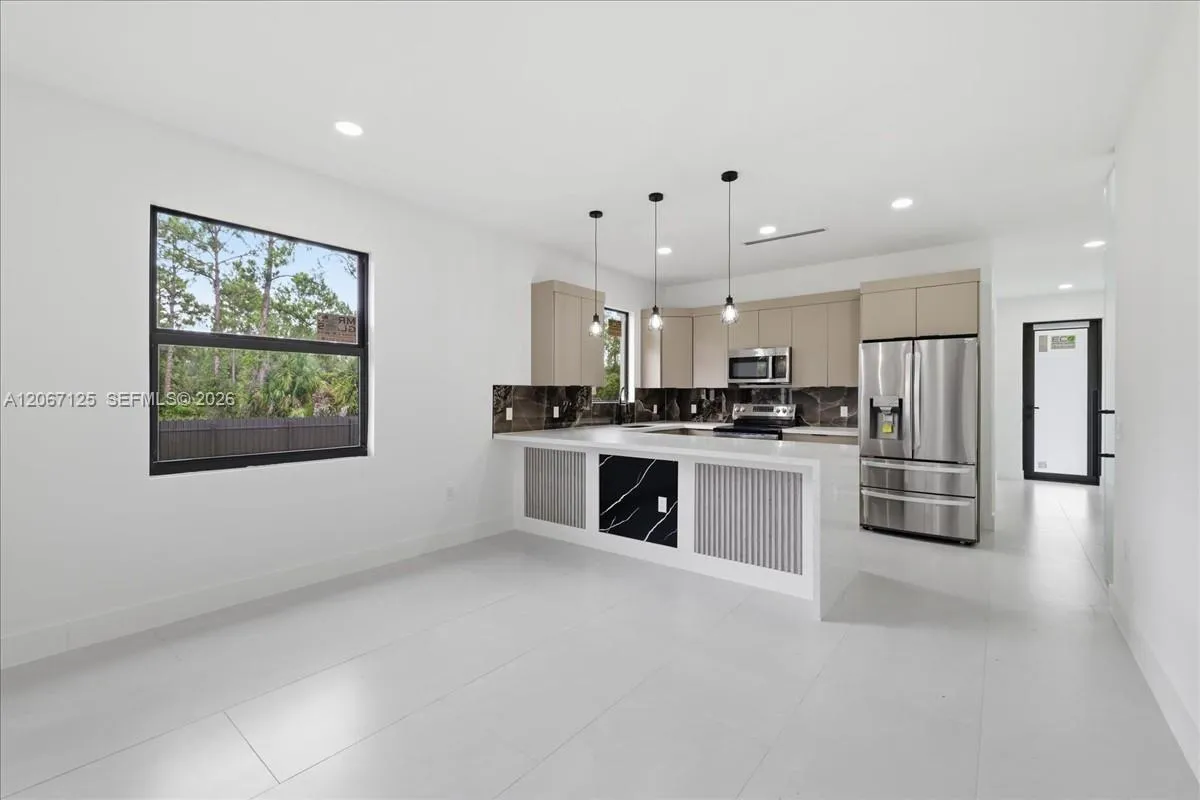 Property photo 50