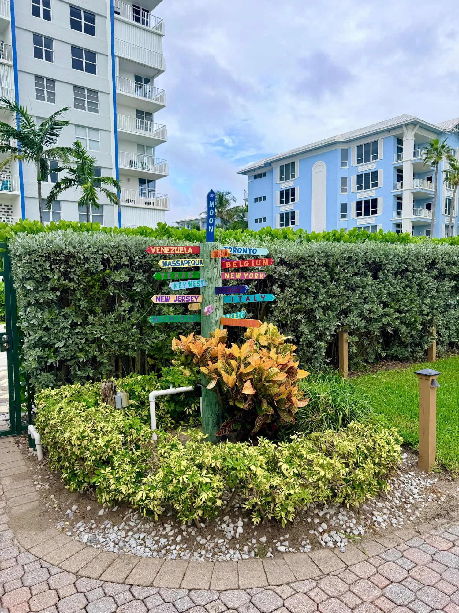 Tiki Hut