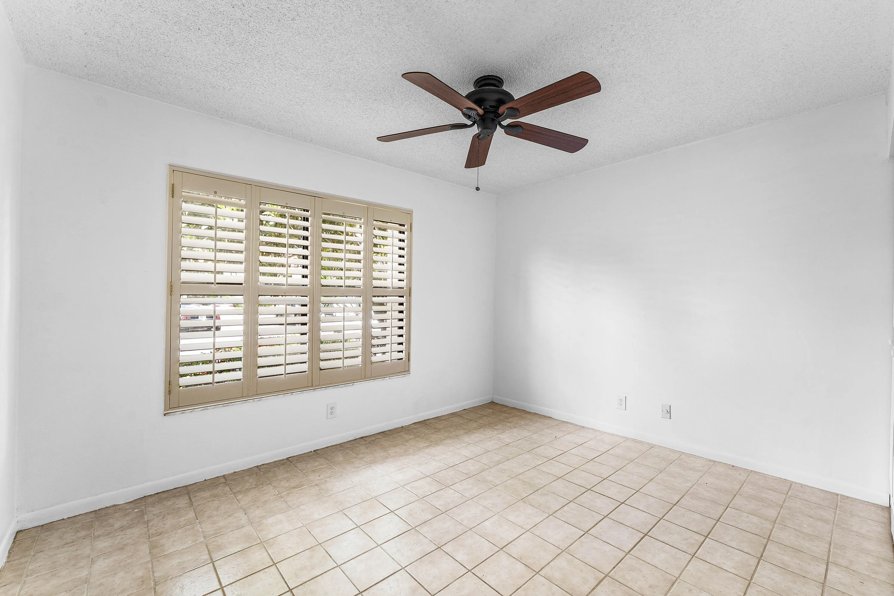 023-3349LucerneParkDrive-Greenacres-FL-3