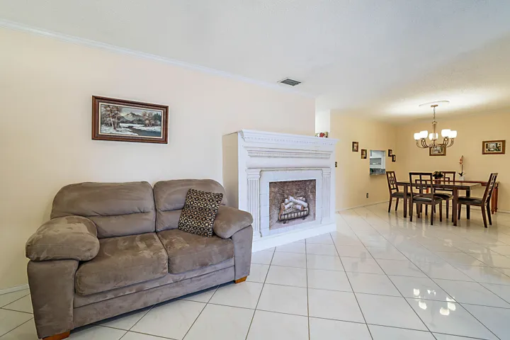 152 Lake Anne Drive -13