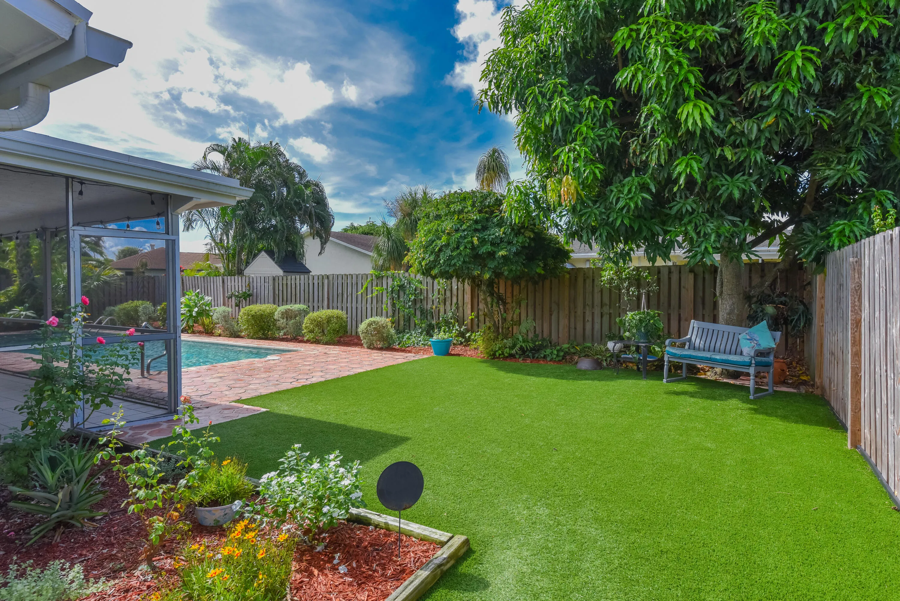 Play area for Kids or Pets