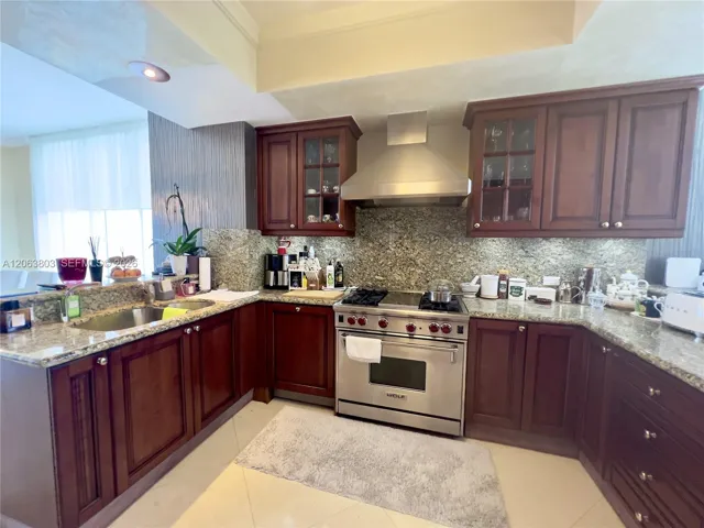 Open Kitchen