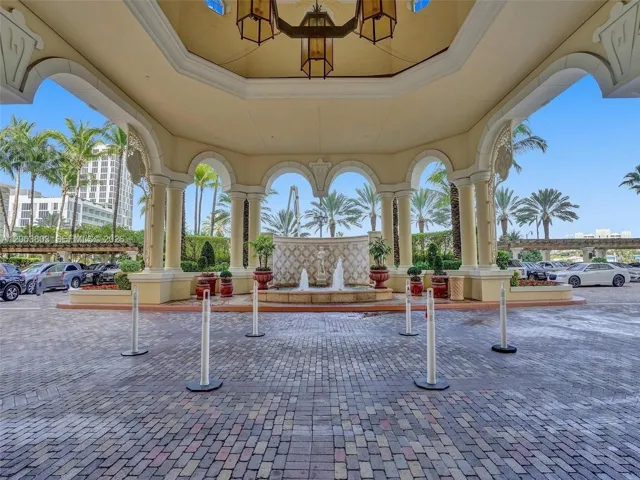 Valet