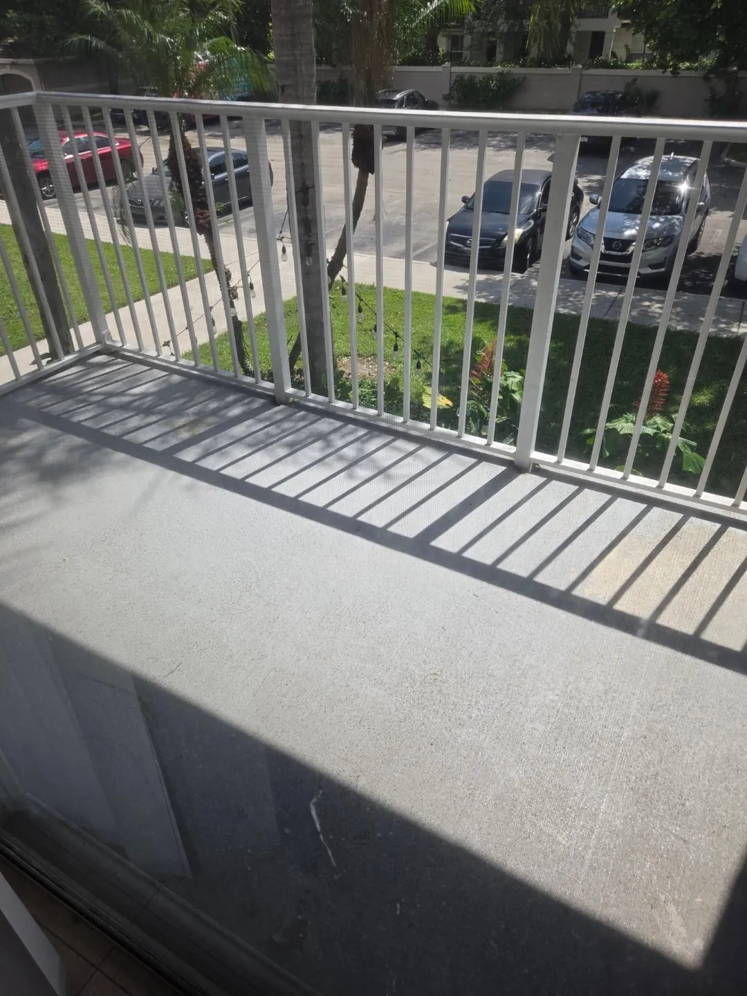 5055 WILES SECOND BALCONY