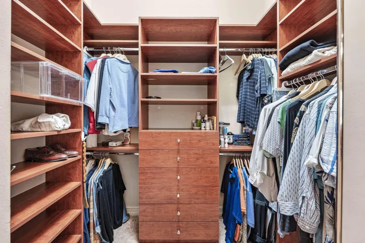 Custom Closets