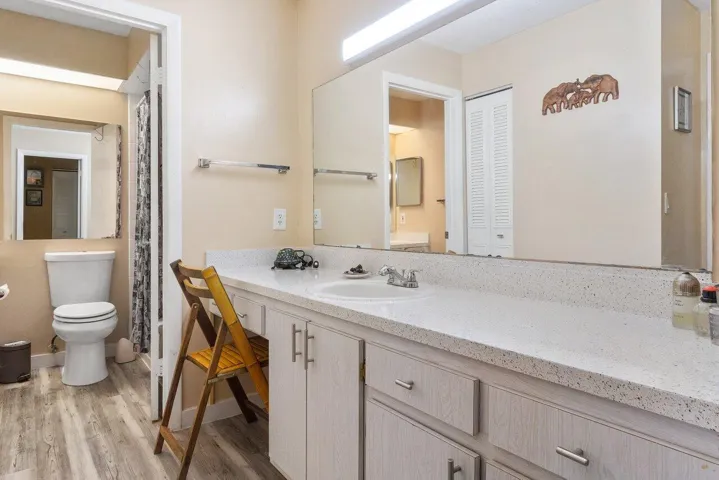 019-587LaPlayasCourt-B2-Greenacres-FL-33