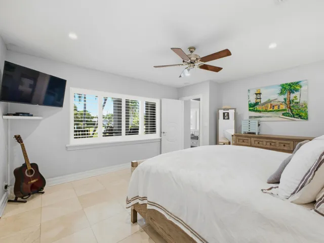 Primary​​‌​​​​‌​​‌‌​‌‌​​​‌‌​‌​‌​‌​​​‌​​ Bedroom