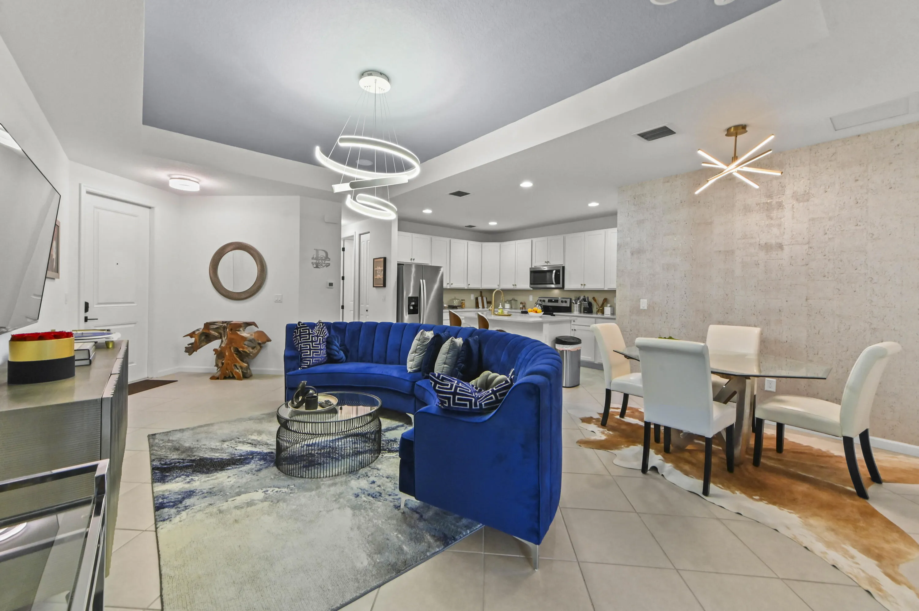 13 Dining Room 01